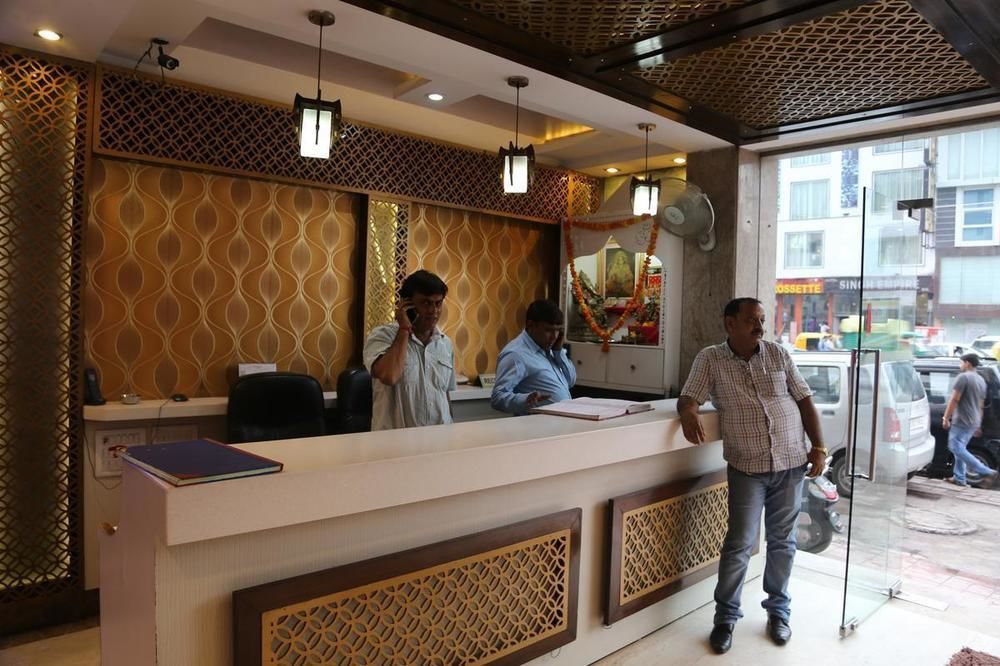 Hotel Grand Plaza Ню Делхи Екстериор снимка