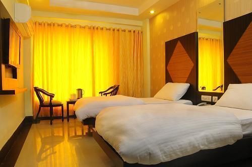 Hotel Grand Plaza Ню Делхи Екстериор снимка